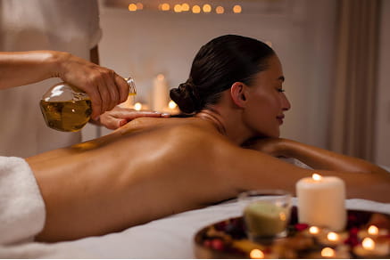 Relaxing Aromatherapy Massage